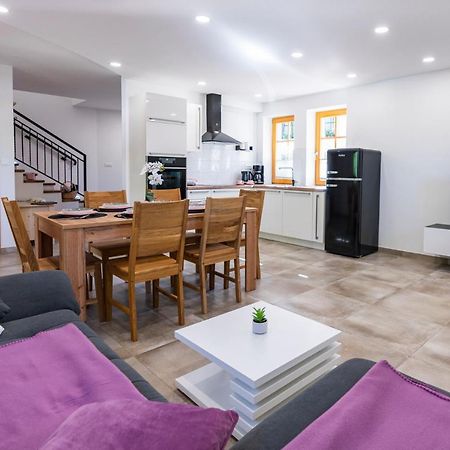 בוהין Holiday House Zupanc מראה חיצוני תמונה